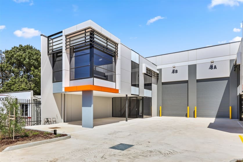 Click to view all images 8B Margaret Street Oakleigh VIC 3166 - Image 2