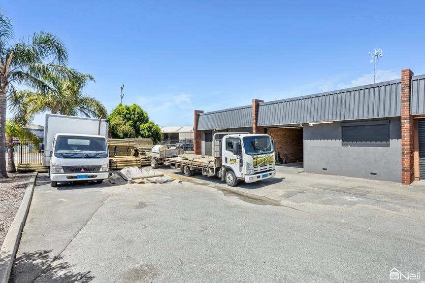 2/47 Brant Road Kelmscott WA 6111 - Image 2