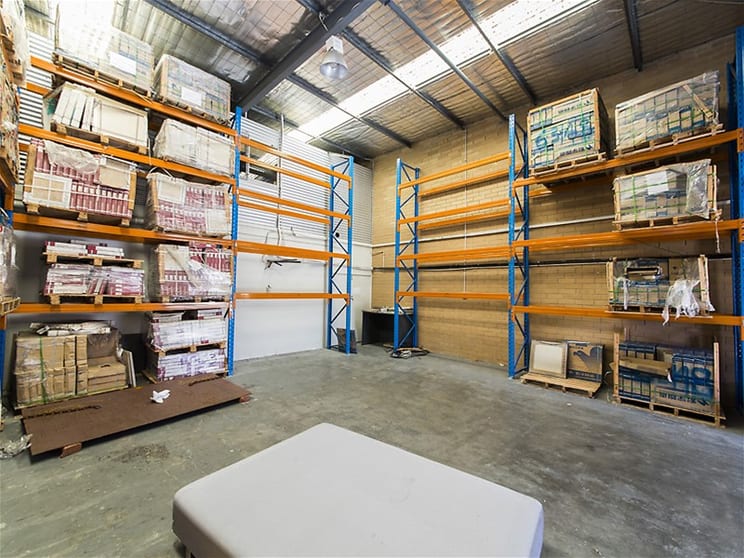 Click to view all images 2/279 CAMBOON ROAD Malaga WA 6090 - Image 3