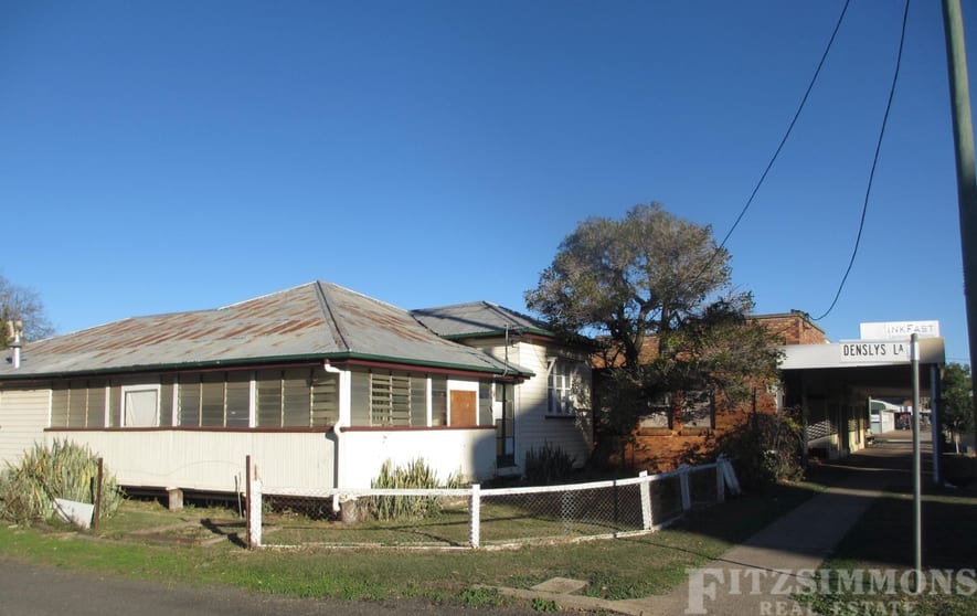 Click to view all images 10 Eileen Street Dalby QLD 4405 - Image 3