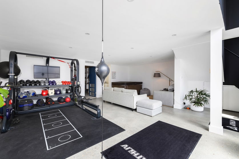 Click to view all images 18/14 Polo Avenue Mona Vale NSW 2103 - Image 2