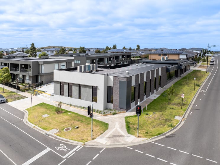 Click to view all images 103 Vantage Boulevard Craigieburn VIC 3064 - Image 1