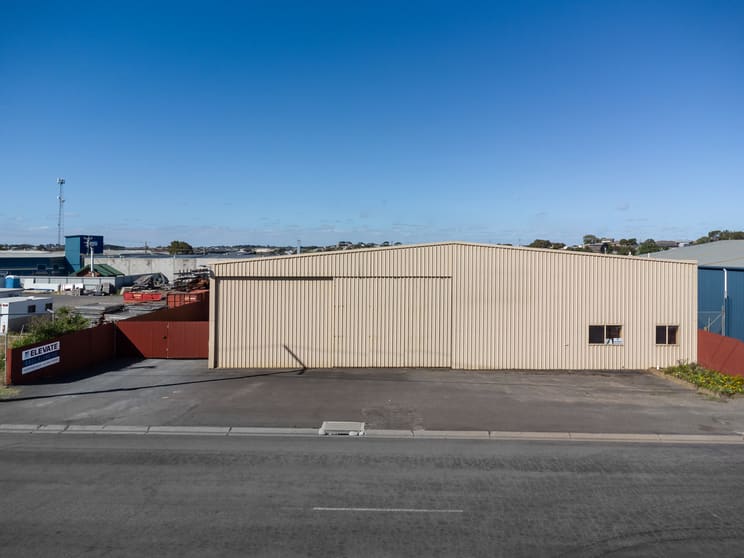Click to view all images 16 Cooper Street Warrnambool VIC 3280 - Image 1