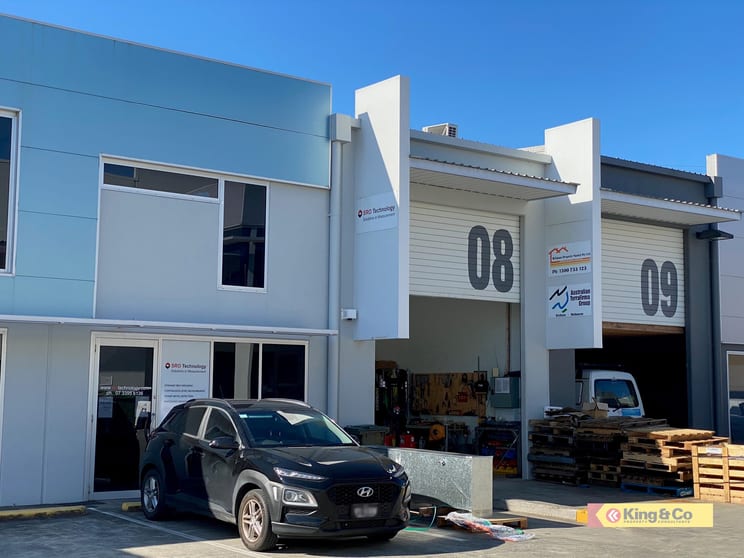 Click to view all images 8/160 Lytton Road Morningside QLD 4170 - Image 2