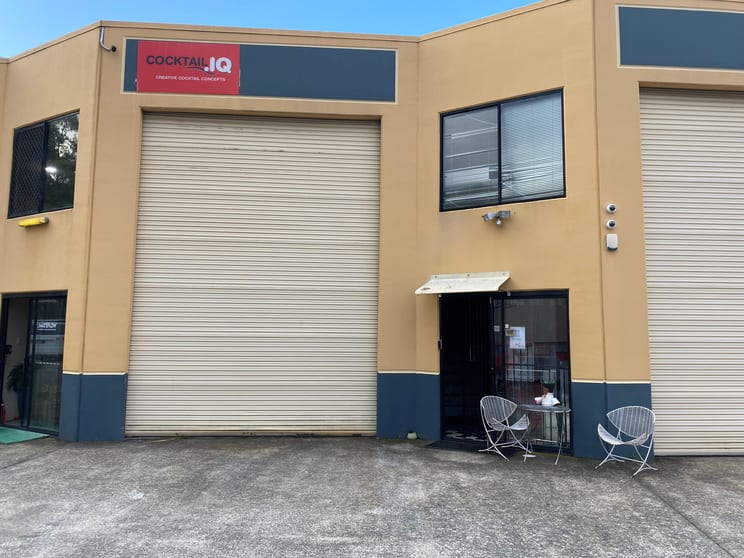Click to view all images Unit 2/32 Export Drive Molendinar QLD 4214 - Image 2