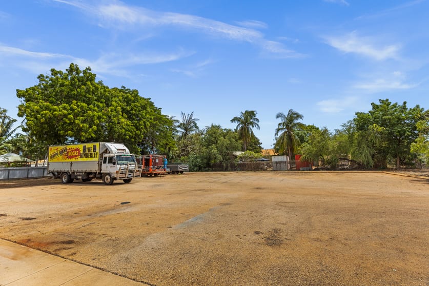Click to view all images 8 Lucas Street Broome WA 6725 - Image 3