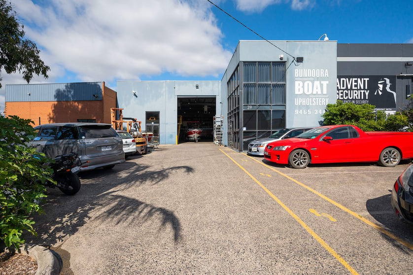 Click to view all images 39 Commercial Drive Thomastown VIC 3074 - Image 1