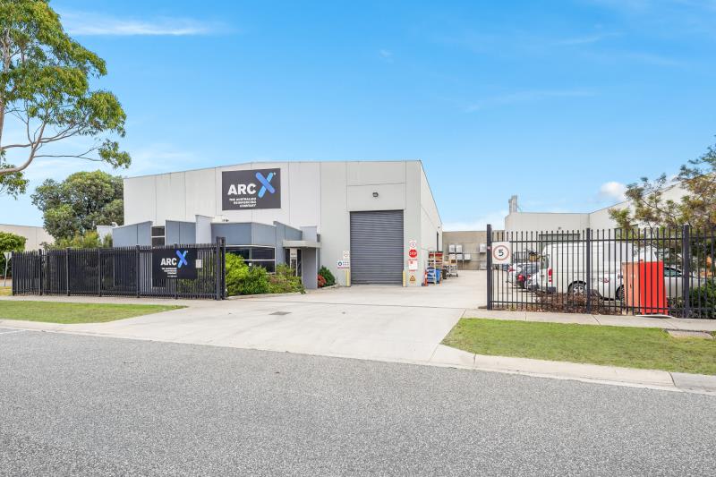 Click to view all images 26 Corporate Terrace Pakenham VIC 3810 - Image 2