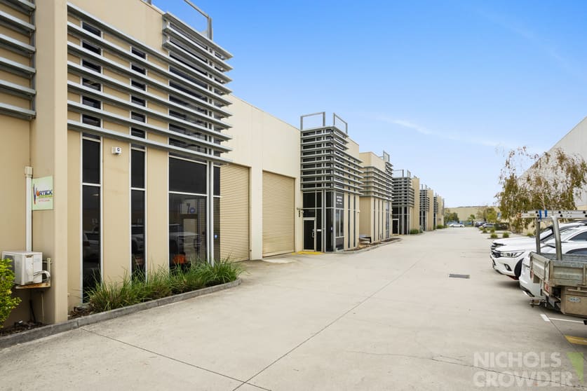 Click to view all images 7/14 Lakewood Boulevard Carrum Downs VIC 3201 - Image 2
