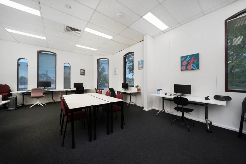 Click to view all images Suite 1 / 262 Racecourse Road Flemington VIC 3031 - Image 2