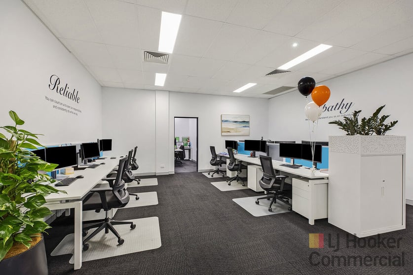Click to view all images 1/2a Bounty Close Tuggerah NSW 2259 - Image 2