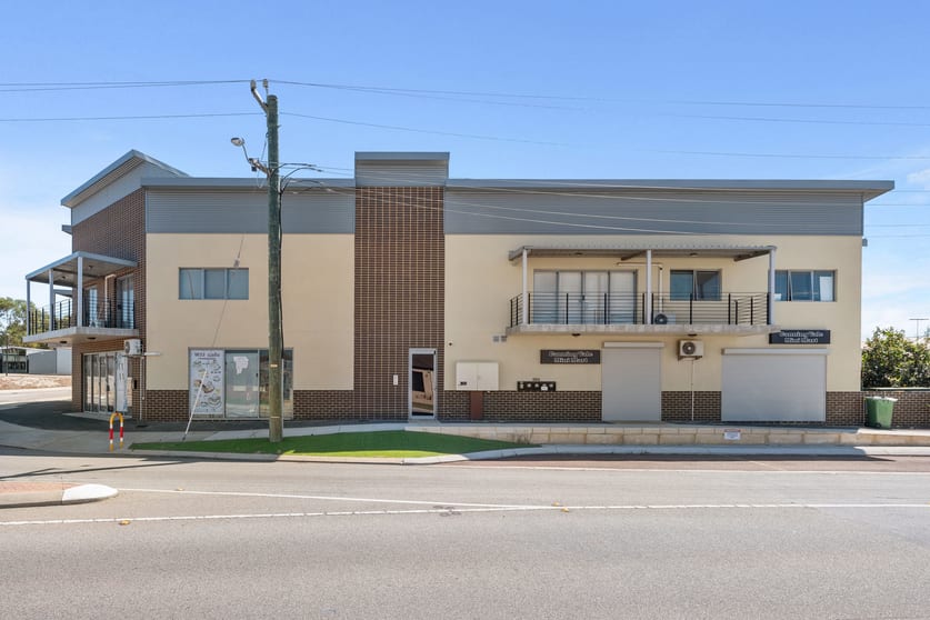 Click to view all images 66 & 66A/1-6 Comrie Road Canning Vale WA 6155 - Image 3
