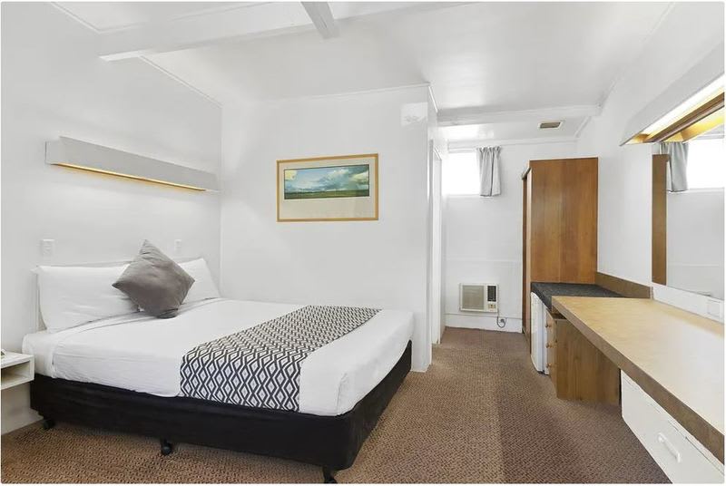 Click to view all images Forbes NSW 2871 - Image 3