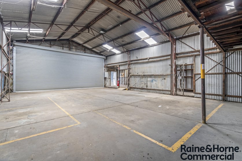 Click to view all images 354 Manns Road West Gosford NSW 2250 - Image 3