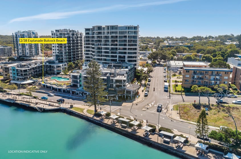 Click to view all images 2/38 Esplanade Bulcock Beach Caloundra QLD 4551 - Image 3