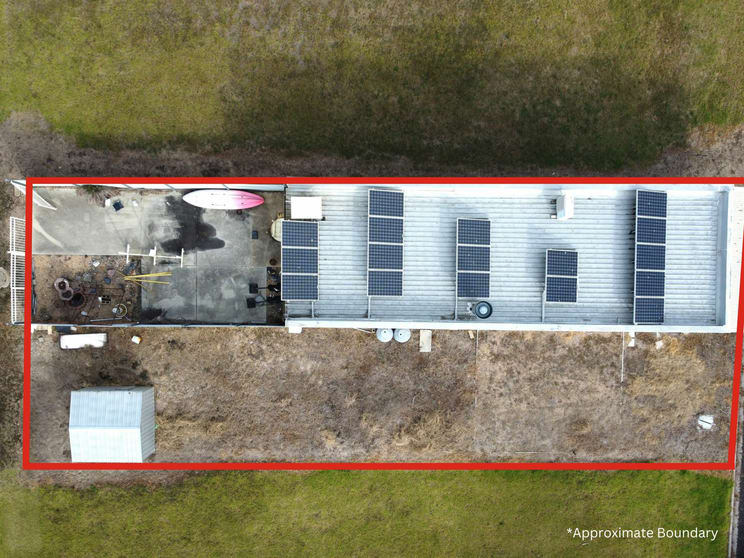 Click to view all images 10-12 Centre Way Newlands Arm VIC 3875 - Image 3