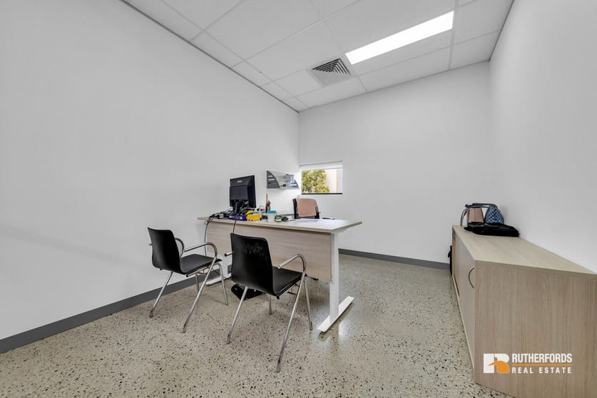 1/32 East Derrimut Crescent Derrimut VIC 3026 - Image 3