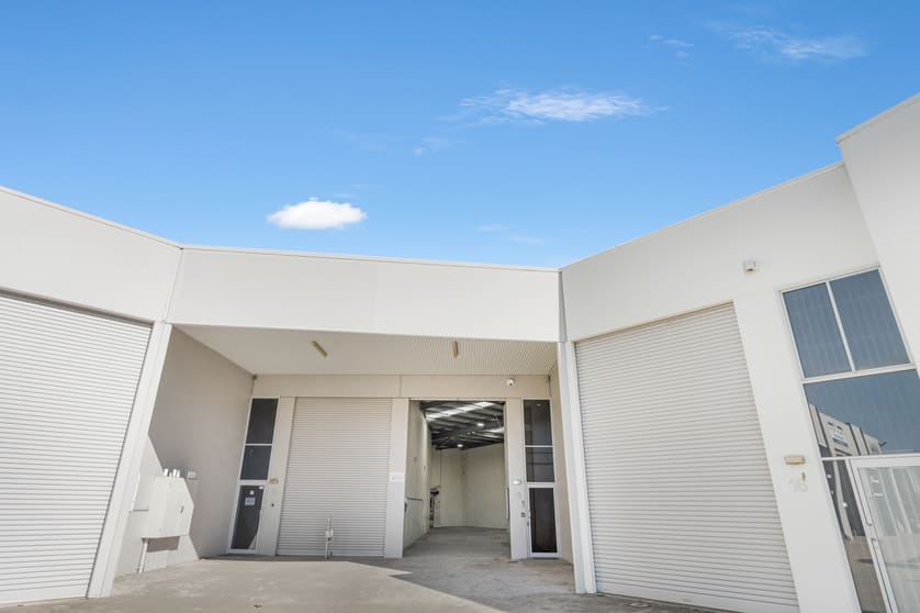 Click to view all images 15/7 Activity Crescent Molendinar QLD 4214 - Image 2