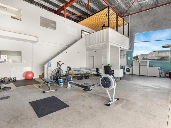 Click to view all images Unit 15/11 McIntosh Drive Mayfield West NSW 2304 - Image 2
