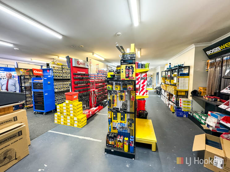 Click to view all images 77 Bridge Street Lithgow NSW 2790 - Image 2