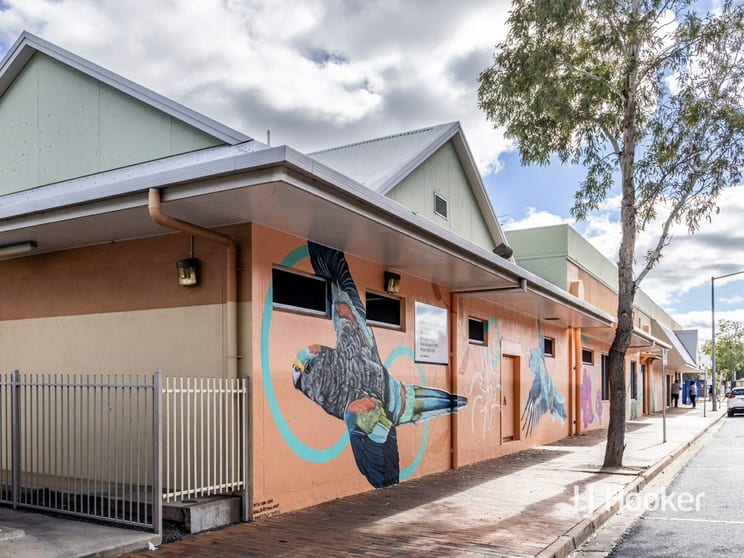 Click to view all images 44 Railway Terrace Alice Springs NT 0870 - Image 1