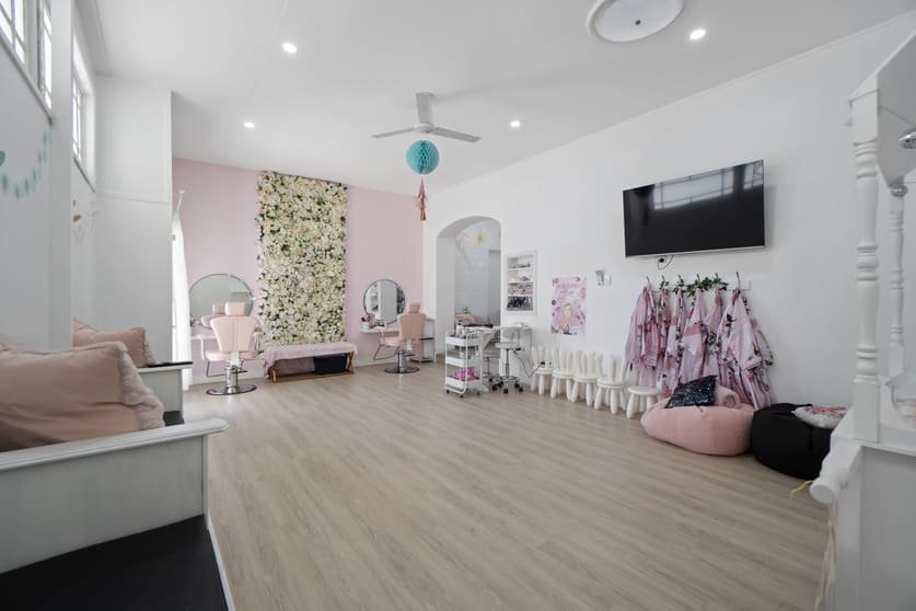 Click to view all images 84 Targo Street Bundaberg South QLD 4670 - Image 1
