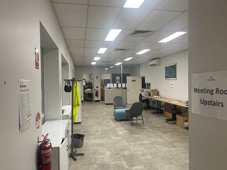 Click to view all images Unit 2/112-120 Browns Road Noble Park VIC 3174 - Image 3