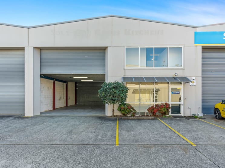 Click to view all images 2/1 O'Hart Close Charmhaven NSW 2263 - Image 1