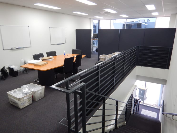 Click to view all images 8/2 Bromham Place Richmond VIC 3121 - Image 3