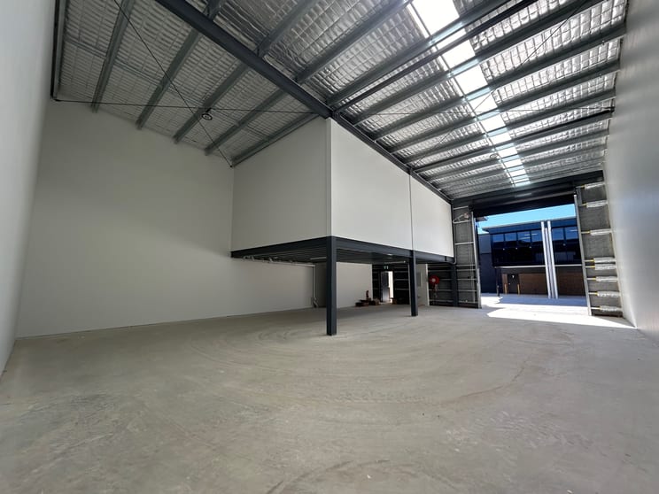 Click to view all images C02/25 Val Reid Crescent Hume ACT 2620 - Image 3