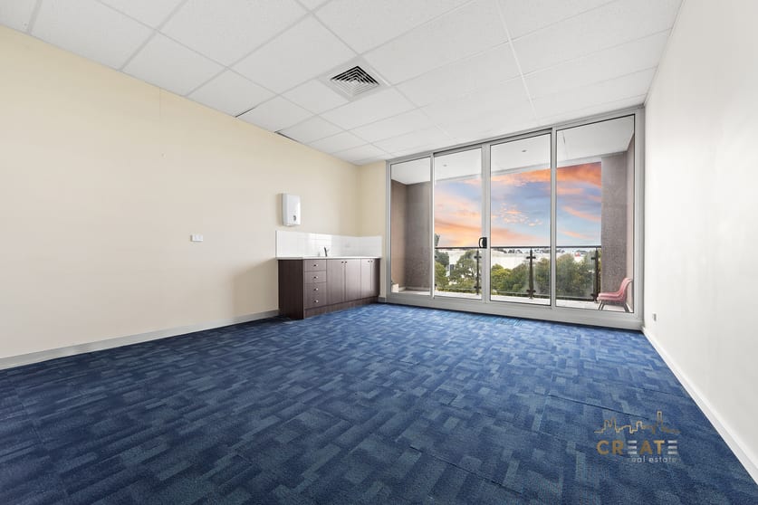 Click to view all images 10/81 Elgar Road Derrimut VIC 3026 - Image 3