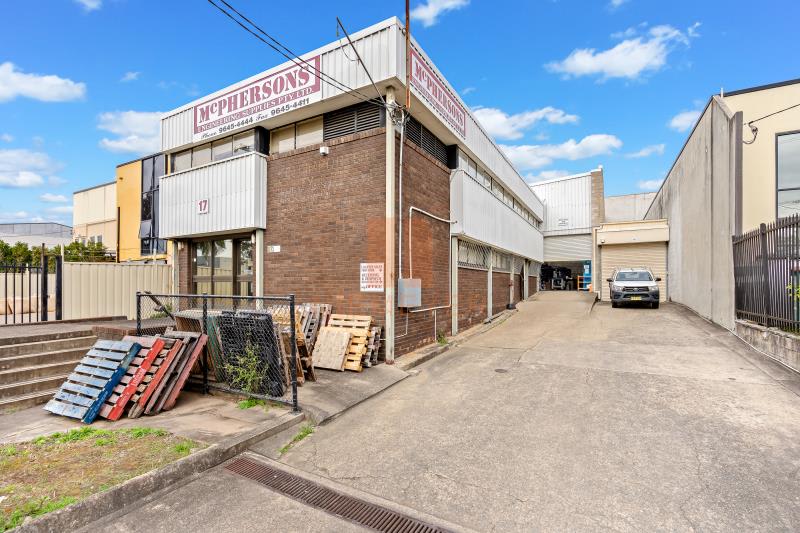 Building Area/17 Clapham Road Regents Park NSW 2143 - Image 2
