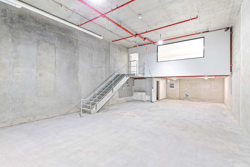 Click to view all images 12/2 The Crescent Kingsgrove NSW 2208 - Image 2