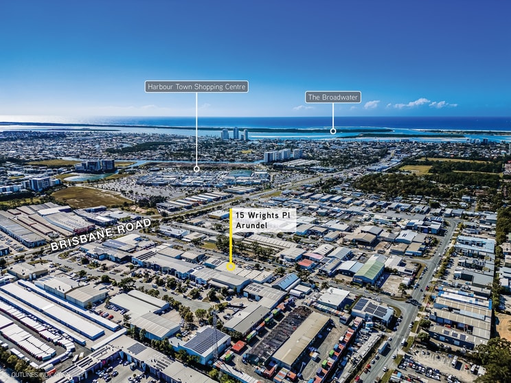 Click to view all images 15 Wrights Place Arundel QLD 4214 - Image 3