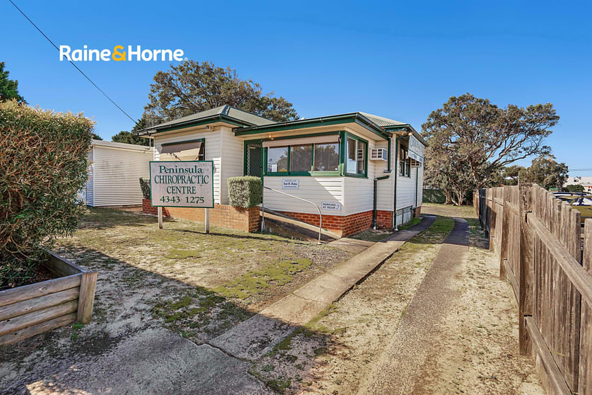 Click to view all images 12 Alfred Street Umina Beach NSW 2257 - Image 1