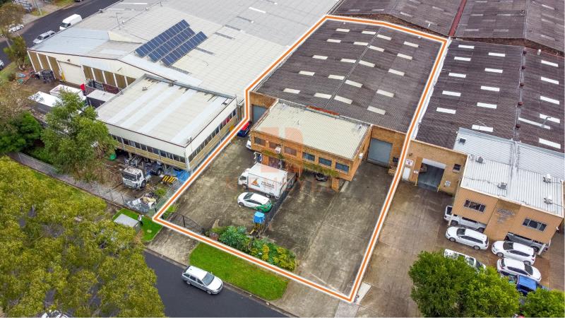 Click to view all images 19 Harley Cres, Condell Park/19 Harley Crescent Condell Park NSW 2200 - Image 2