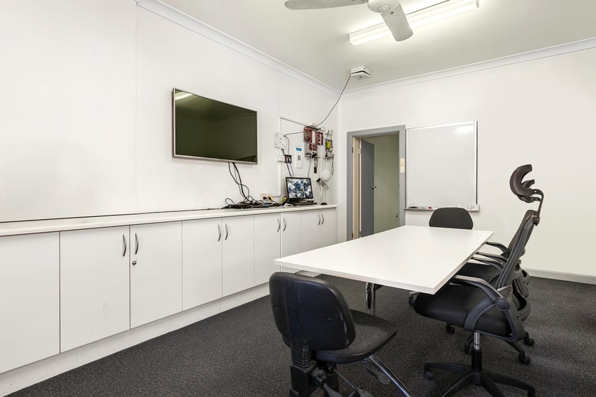 Click to view all images 1066 Victoria Road West Ryde NSW 2114 - Image 3