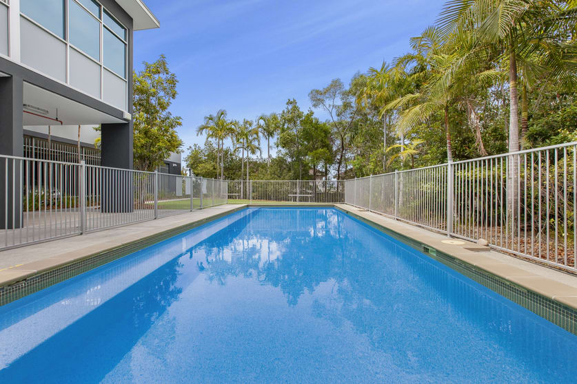 Click to view all images Varsity Lakes QLD 4227 - Image 2