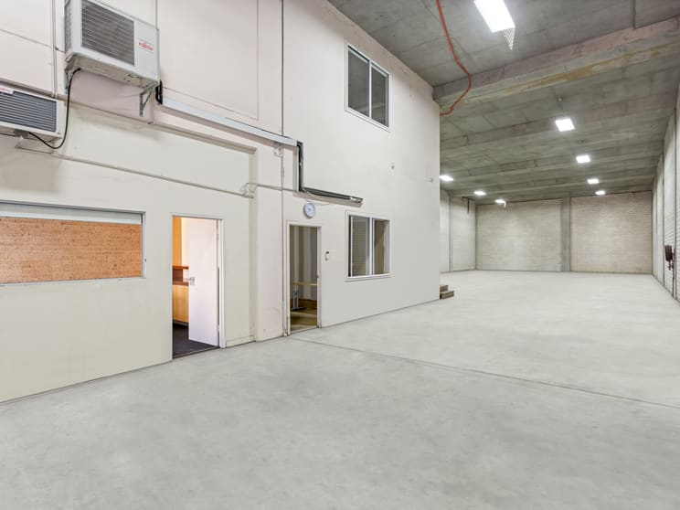 Click to view all images 13L/175 Gibbes Street Chatswood NSW 2067 - Image 3