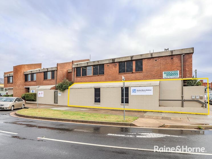 Lot 3 & 4/118 Russell Street Bathurst NSW 2795 - Image 3