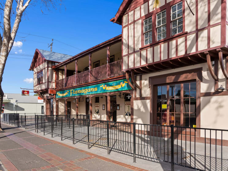 Click to view all images 139 Main Street Bacchus Marsh VIC 3340 - Image 3
