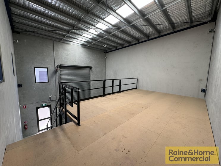 Click to view all images 5/125 Connaught Street Sandgate QLD 4017 - Image 3