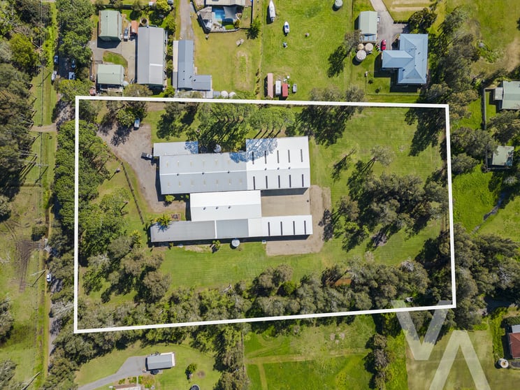 Click to view all images 9 Oakfield Road Salt Ash NSW 2318 - Image 1