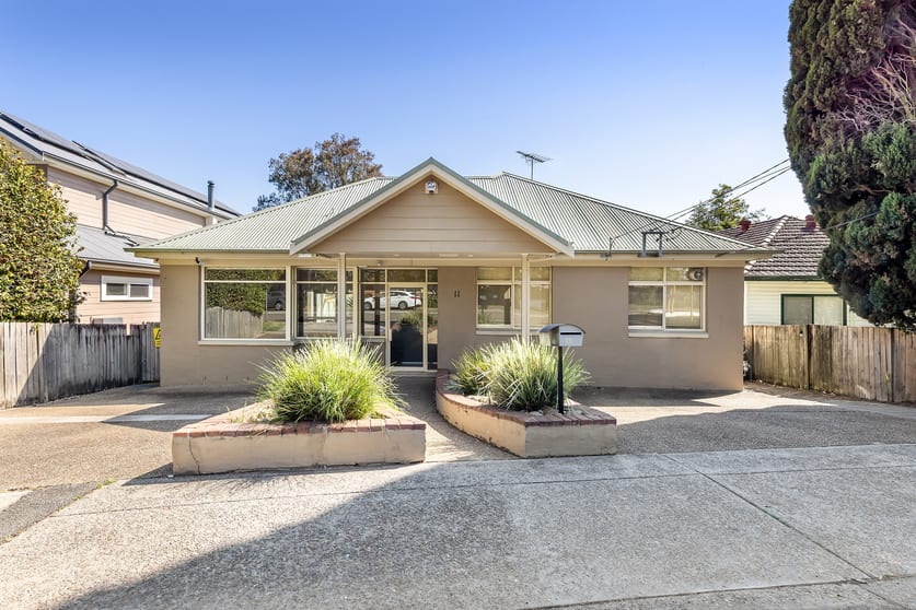 Click to view all images 11 Dartford Road Thornleigh NSW 2120 - Image 1