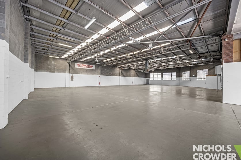 Click to view all images 25 Nellbern Road Moorabbin VIC 3189 - Image 3