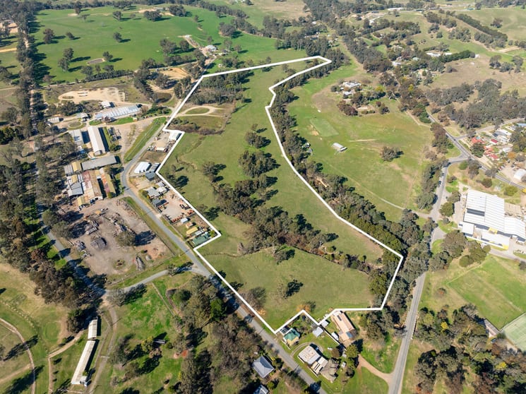 Click to view all images 1 P/S/2456 Goulburn Valley Highway Alexandra VIC 3714 - Image 1