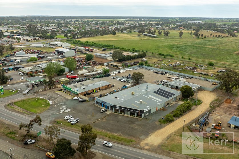 Click to view all images 3709 Murray Valley Highway Cobram VIC 3644 - Image 2