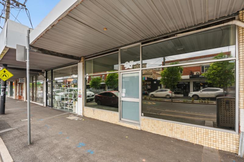 Click to view all images 97 Charles Street Seddon VIC 3011 - Image 2