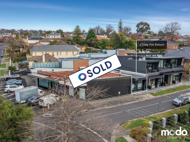 Click to view all images 2 Tivey Parade Balwyn VIC 3103 - Image 1