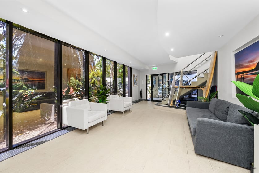 Click to view all images 1/6 Nuban Street Currumbin Waters QLD 4223 - Image 3
